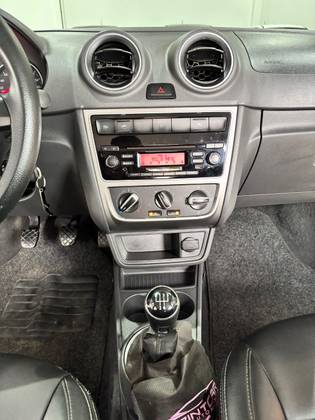 VOLKSWAGEN GOL 1.0 MI 8V FLEX 4P MANUAL